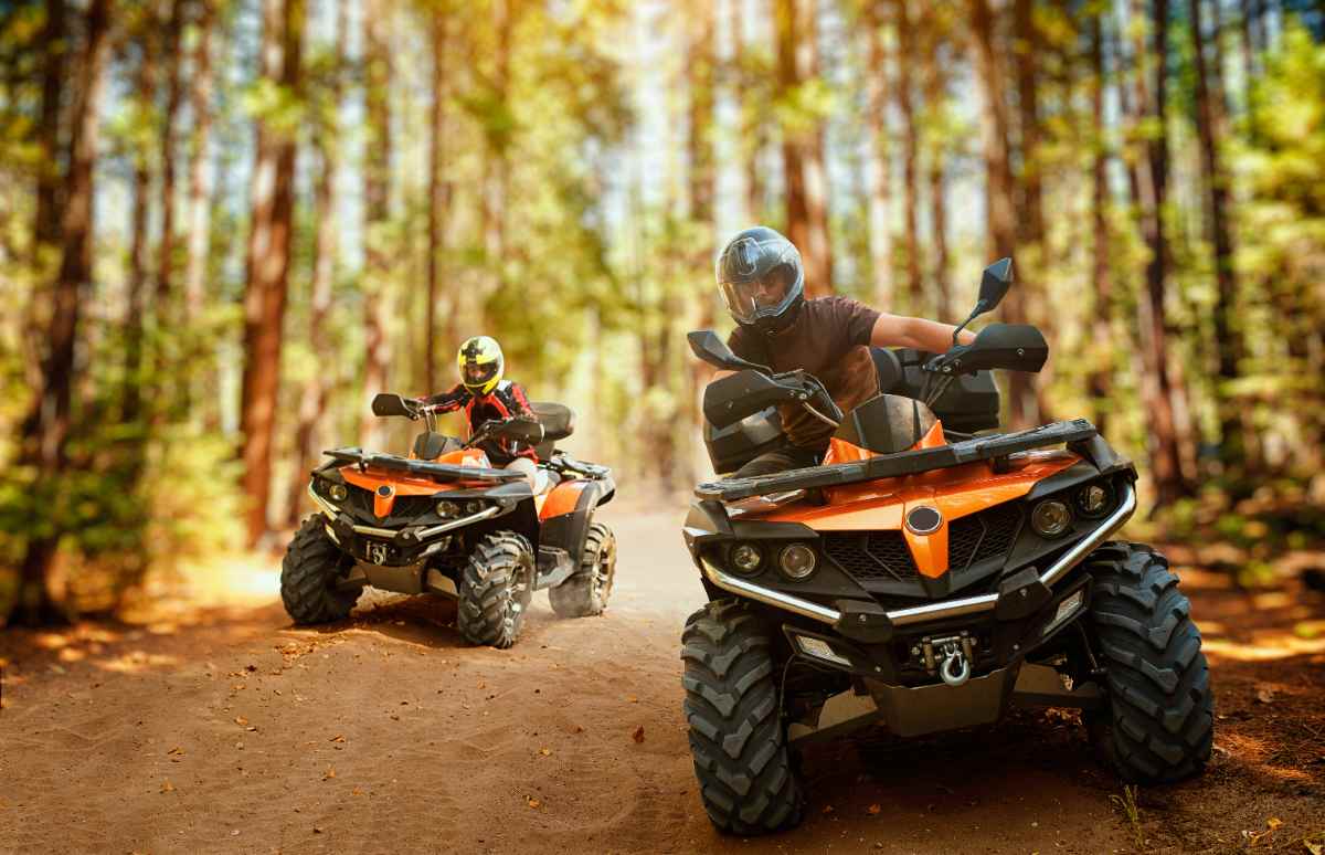 Motocicleta Hacer una ruta por el campo en quad es muy divertido, pero no estamos exentos de sufrir cualquier incidente. Estos vehículos también deben estar asegurados. ¿Cómo son sus seguros?